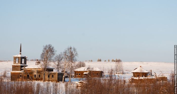 Брошеная деревня Ужгинское (28 фото)