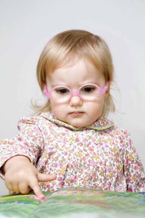 Прикольные детишки в очках (45 фото)