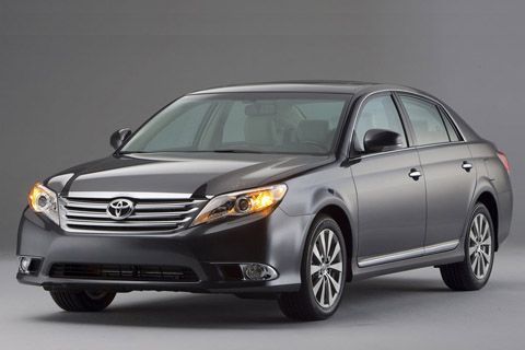 Toyota представила новый седан Avalon (3 фото)