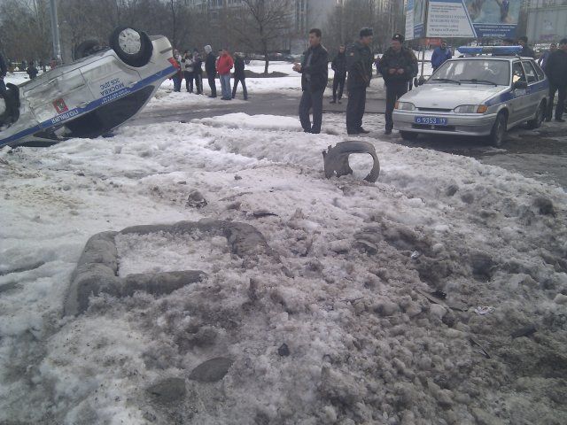 Крупное ДТП с участием полицейской машины на Дмитровском шоссе (24 фото+видео)