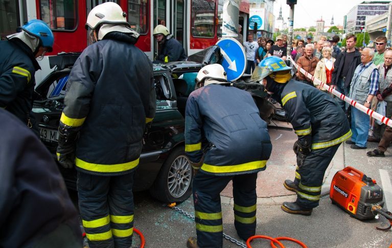 Удивительная авария в Таллинне (24 фото)