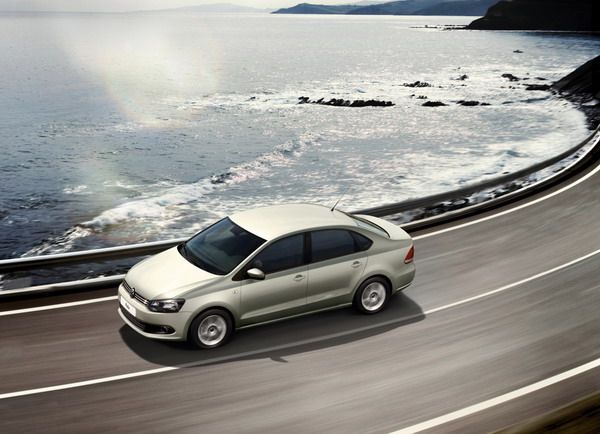Volkswagen представил свой бюджетный седан (22 фото)