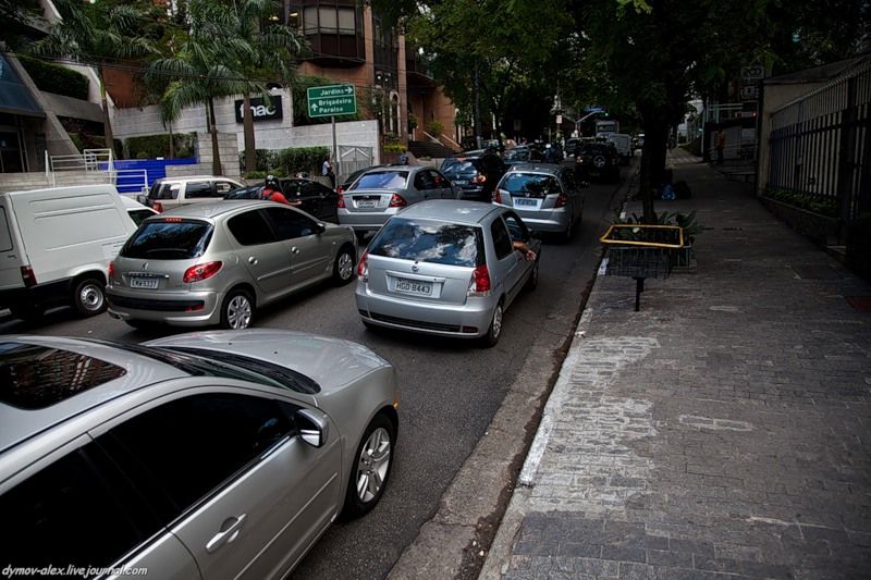 Дорожное движение в Сан-Паулу (Бразилия) (23 фото)