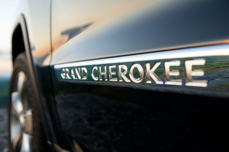 Новый Jeep Grand Cherokee с трехлитровым дизелем (19 фото)