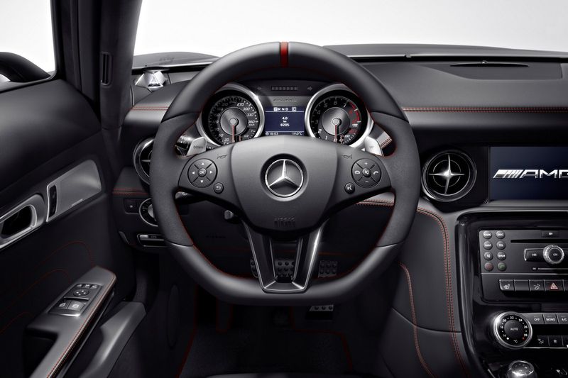 Mercedes-Benz SLS AMG получил версию GT (10 фото)