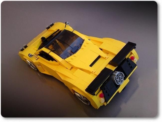 Известные автомобили из деталей LEGO (38 фото)