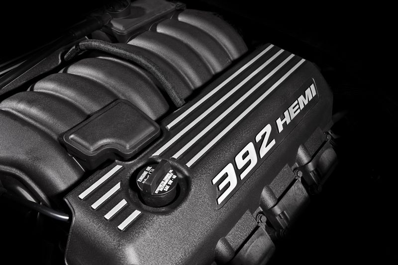 Chrysler Group и Racing Technology (SRT) объявили цены на новые SRT8 (57 фото)