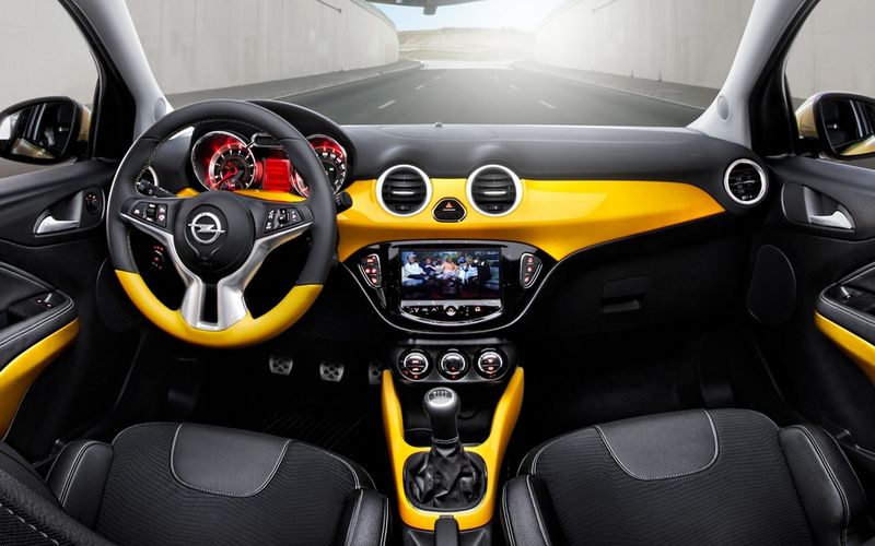 Opel Adam: Немецкий конкурент Fiat 500 и MINI (12 фото)