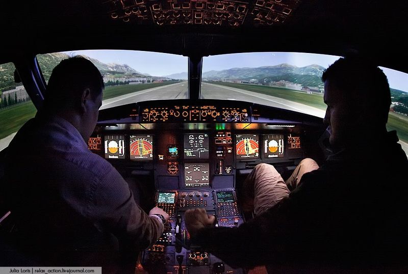пилот, самолет, компьютер, экипаж, тренировка
