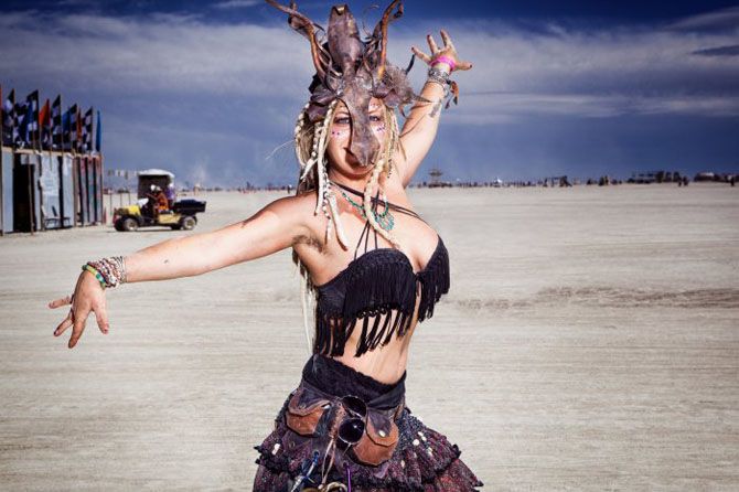  Участницы фестиваля Burning Man (24 фото)