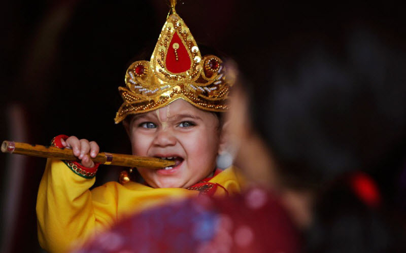 Индийский фестиваль Янмаштами (15 фото)
