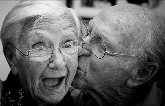 Настоящая любовь не стареет (18 фото)