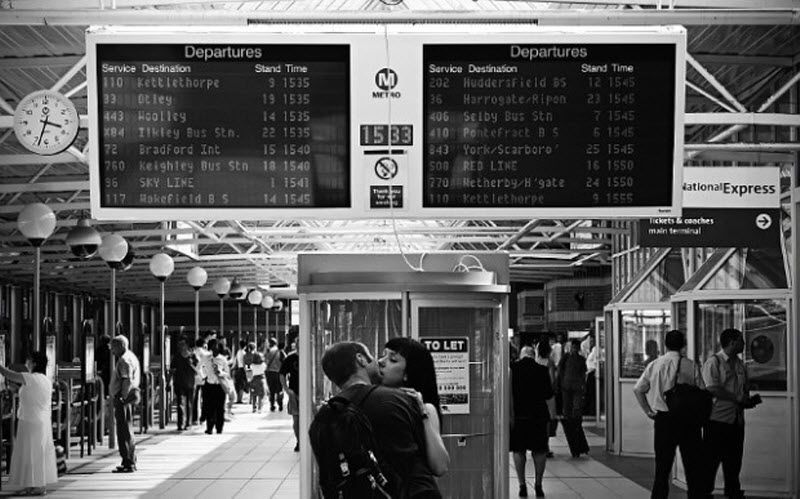 27. Прощание на железнодорожной станции Лидса в Великобритании. (Lonely Planet's 100 Million Competition / Stuart Glossop)
