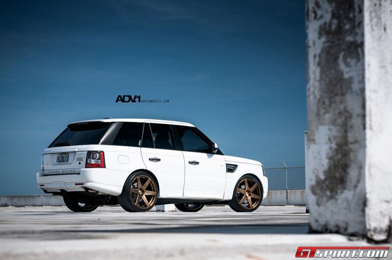 Range Rover Sport на колесах от ADV.1 (16 фото)