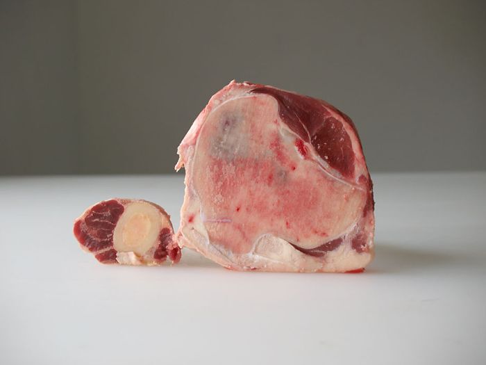 Кусок говядины из магазина “Supersave”. (Jonathatn Blaustein/Zane Bennett Contemporary Art)