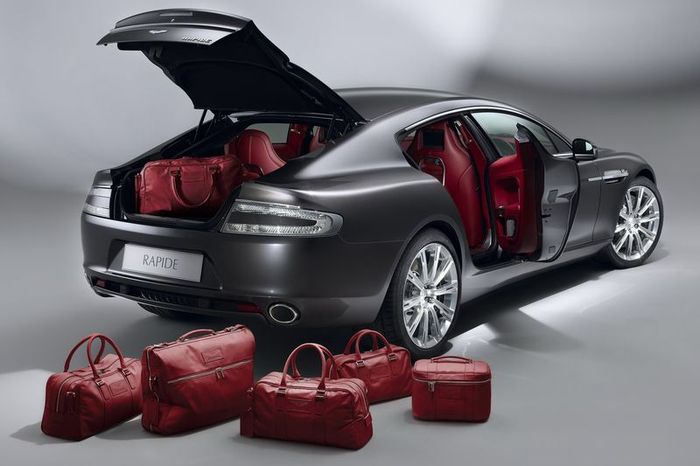 Версия Luxe для Aston Martin Rapide (13 фото)