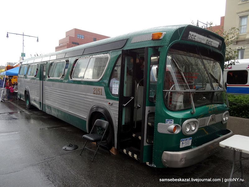 Нью-Йоркский фестиваль автобусов (83 фото)