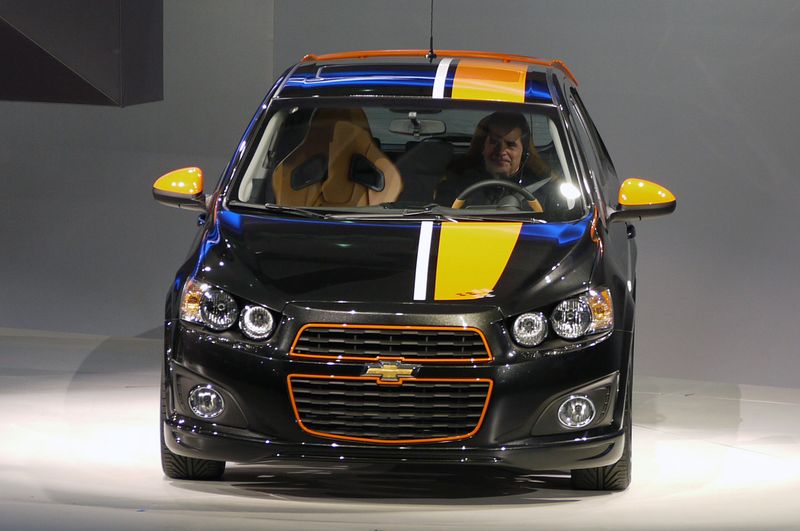 Chevrolet Sonic - заряженная версия Z-Spec Concept (15 фото+видео)