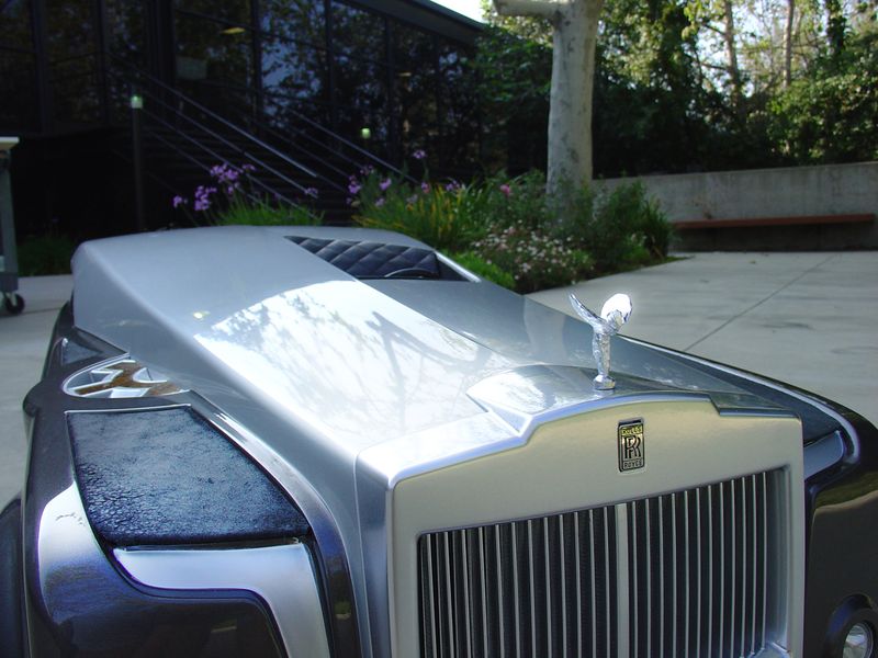 Студент из США продемострировал концепт Rolls-Royce Apparition (46 фото)