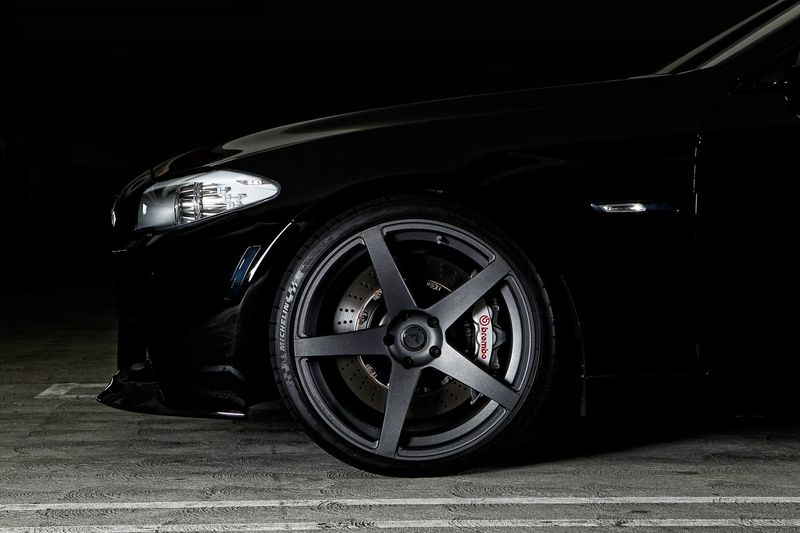 Новые колеса от Vorsteiner Wheels для Ferrari 458 Italia и BMW 5-Series (13 фото)