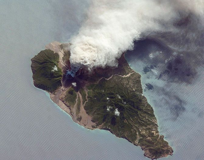остров монтсеррат, вулкан, извержение,