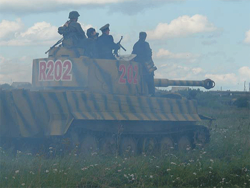 Деревенский конструктор танков (22 фото)