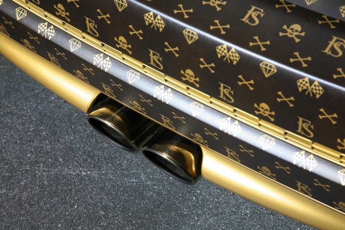 Ателье CoverEFX одели MINI Cooper JCW в Louis Vuitton (19 фото)