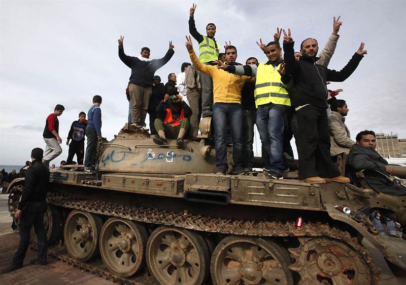 0641 Беспорядки в Ливии