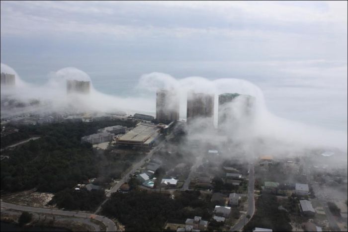 Сильный ветер на побережье Флориды (5 фото)