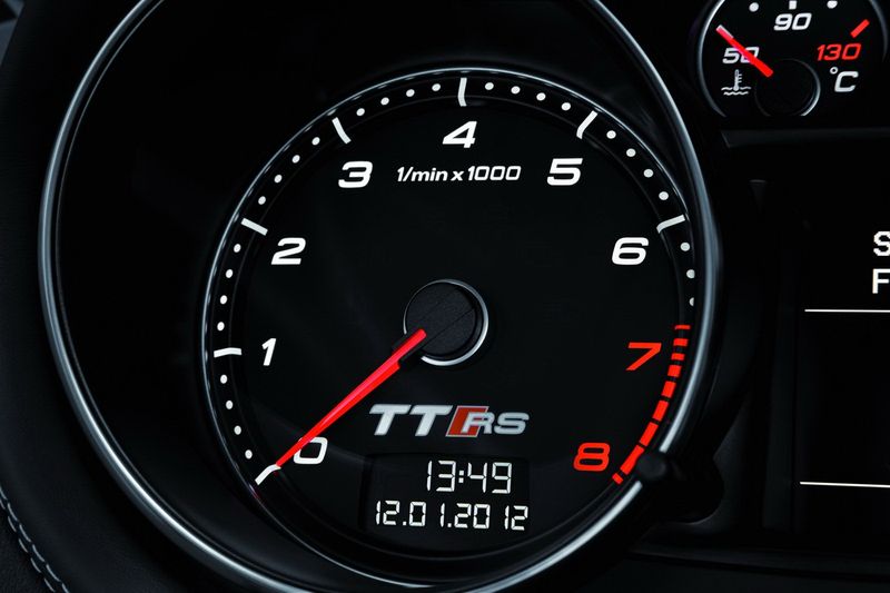 Audi TT RS plus стал еще чуточку мощнее (36 фото)