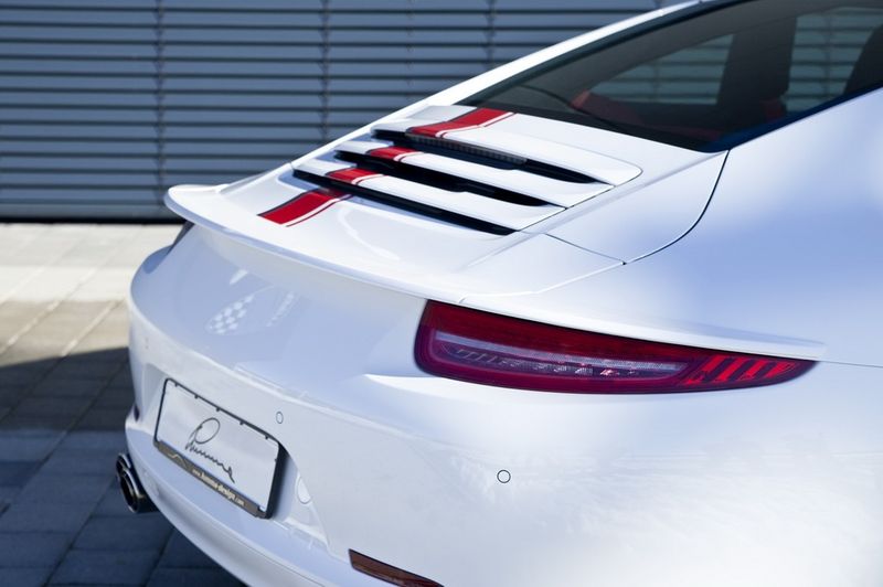 Porsche 911 (991) от ателье Lumma Design (12 фото)
