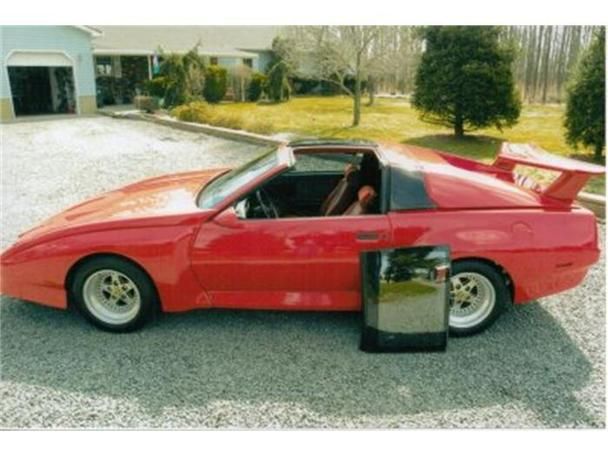 Ужасная реплика на Ferrari F40-F50 1985 г.в. (8 фото)