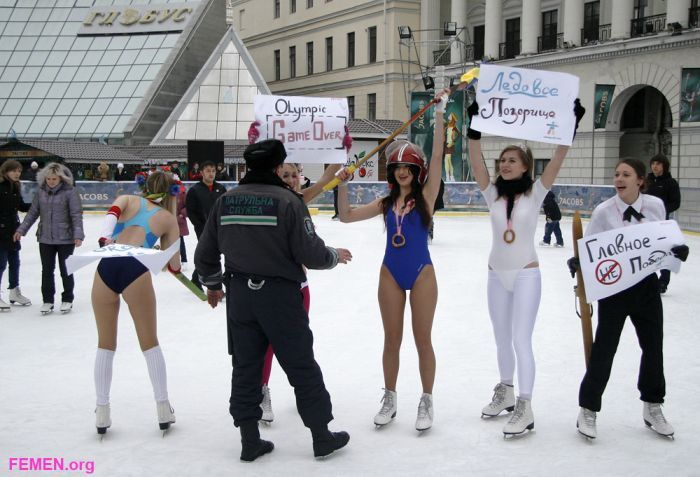 Акция FEMEN 