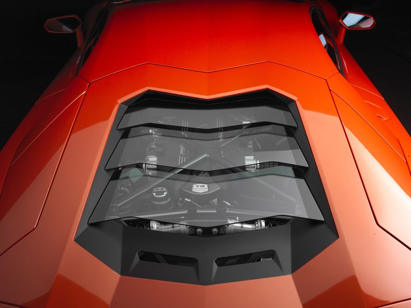 Lamborghini представили новый суперкар Aventador LP700-4 (106 фото+видео)