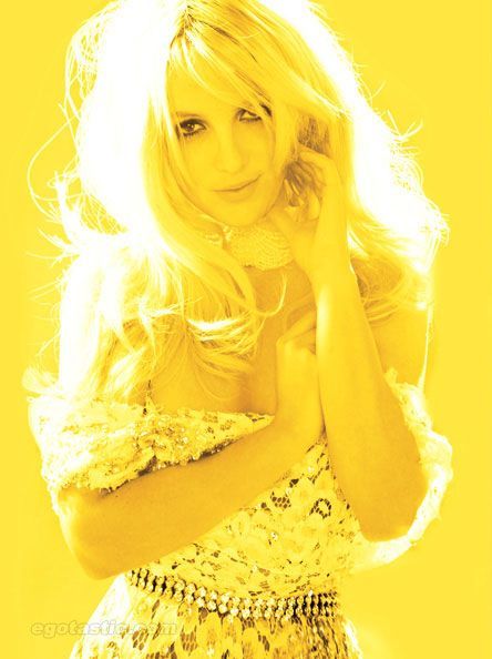 Цветная Britney Spears (8 фото)