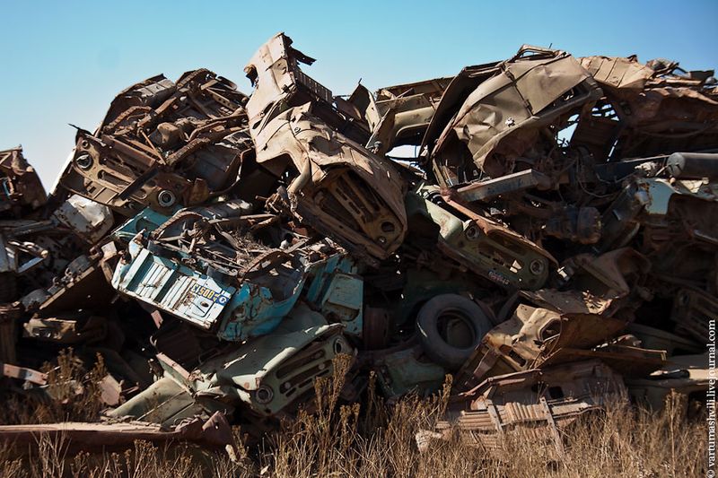 Кладбище танков в Эритрее (30 фото + текст)