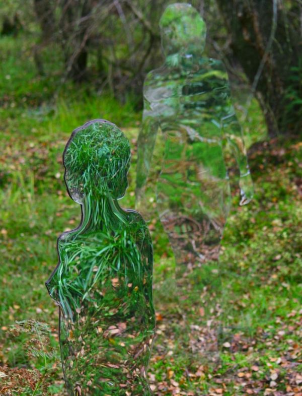 Шотландский скульптор создает невидимые скульптуры (6 фото)