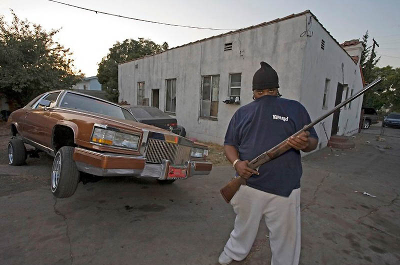 Войны банд в Лос-Анджелесе (27 фото)