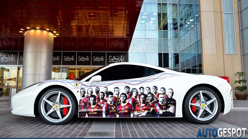 Ferrari 458 Italia настоящего фаната футбольной Барселоны (10 фото)