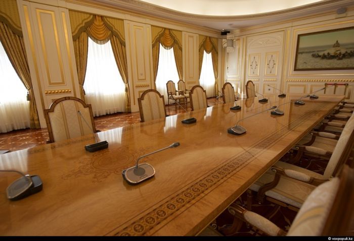 Фотоэкскурсия в президентский дворец Казахстана (70 фото)