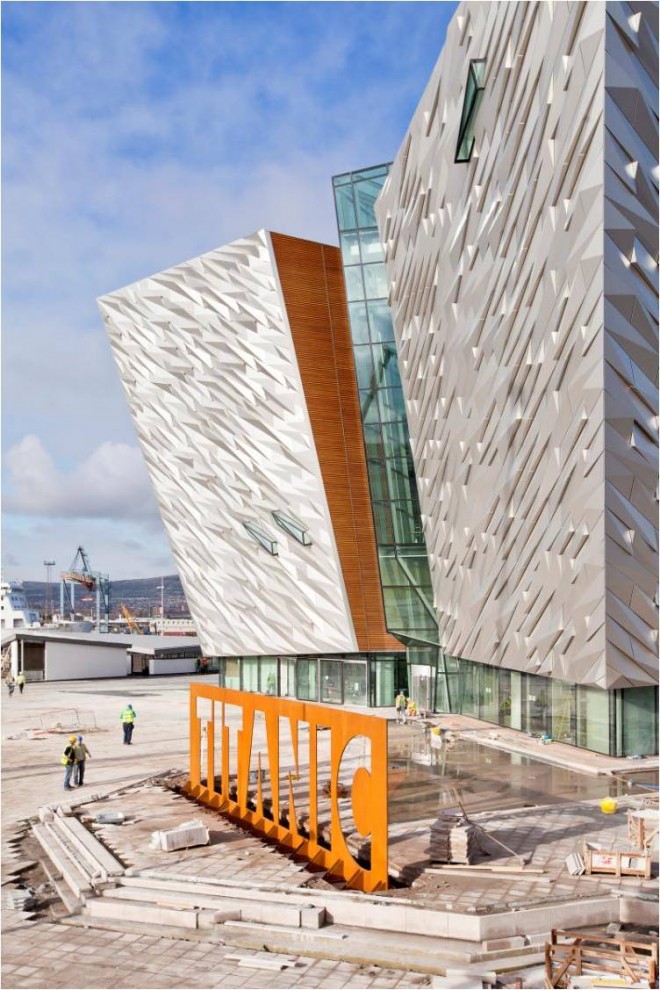 К столетию кораблекрушения открывается музей Титаник Белфаст (33 фото)