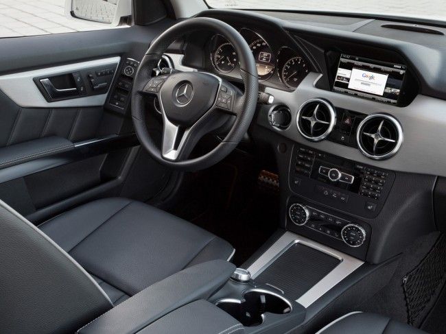 Обновленный Mercedes GLK 2013 дебютирует в Нью-йорке (9 фото + видео)