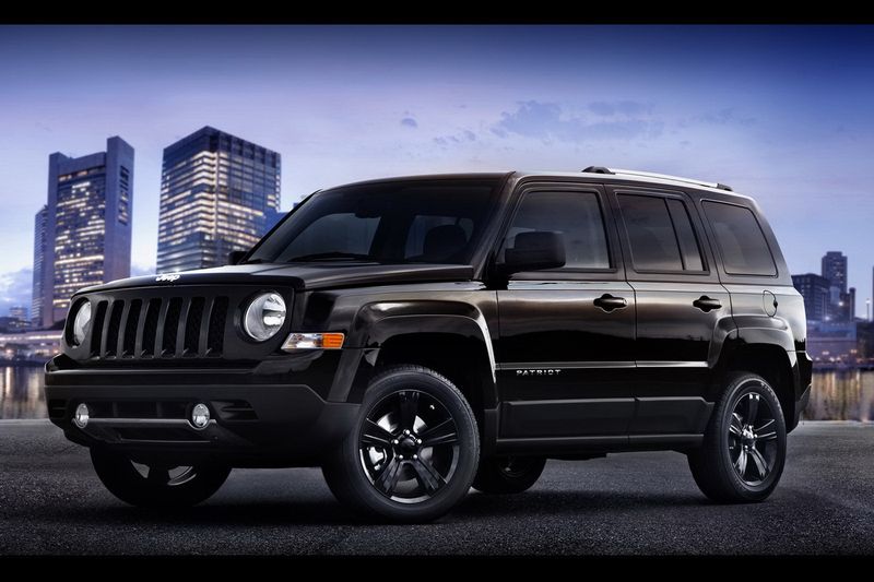 Компания Jeep выбрала название для черной спецверсии внедорожников (22 фото)