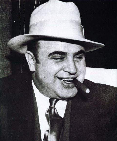 Аль Капоне и его камеры (3 фото)