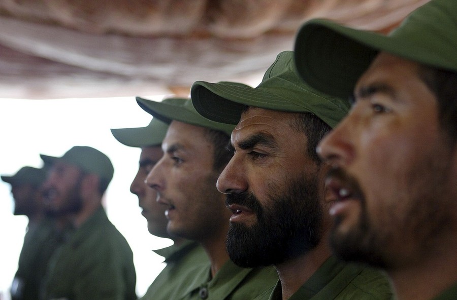 Новые члены афганского полицейского подразделения, которое основали американцы, для борьбы с талибами. 