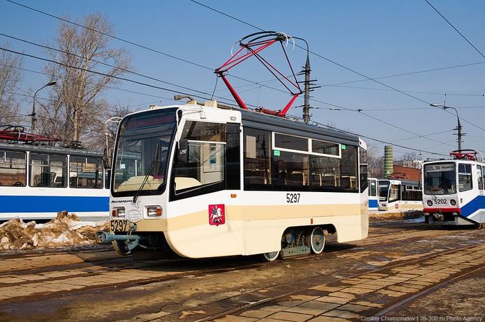 Короткий трамвай-конкурент маршруткам (9 фото)