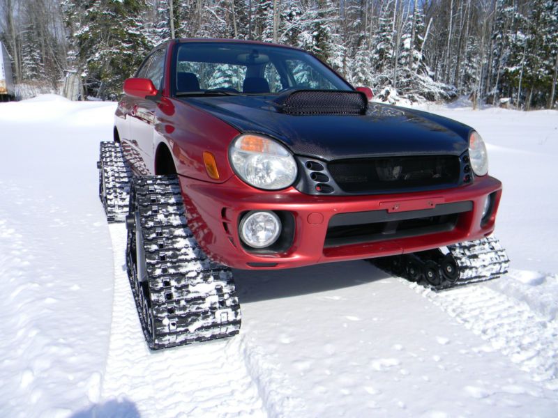 Subaru Imprezа на гусеничном ходу (15 фото+видео)