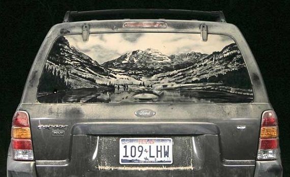 Рисунки на пыльных стеклах автомобилей (41 фото)