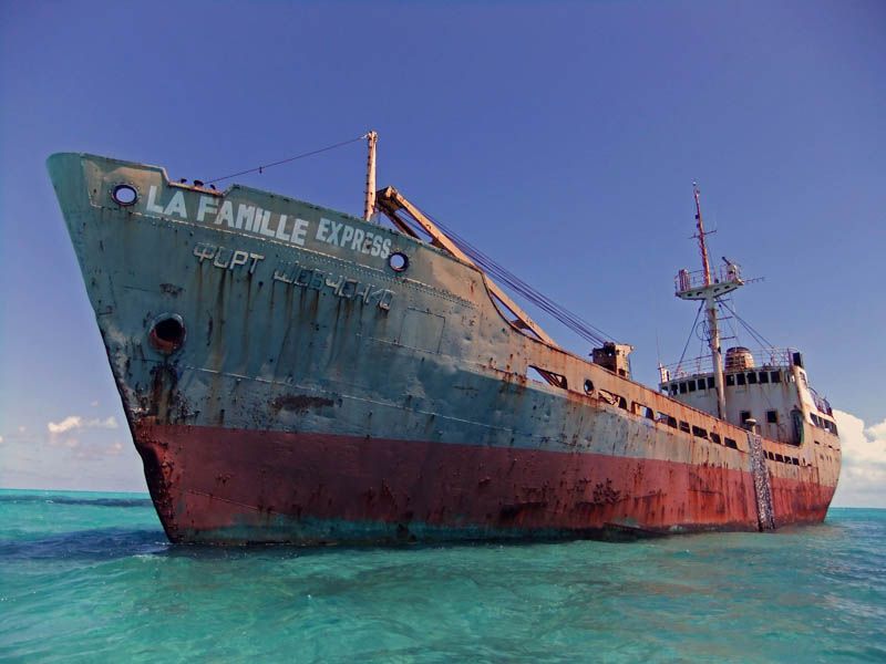 25 брошенных кораблей со всего мира (25 фото)