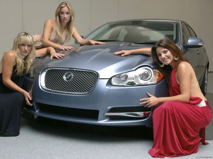 Лучшие автомобили для женщин 2012 года (6 фото)